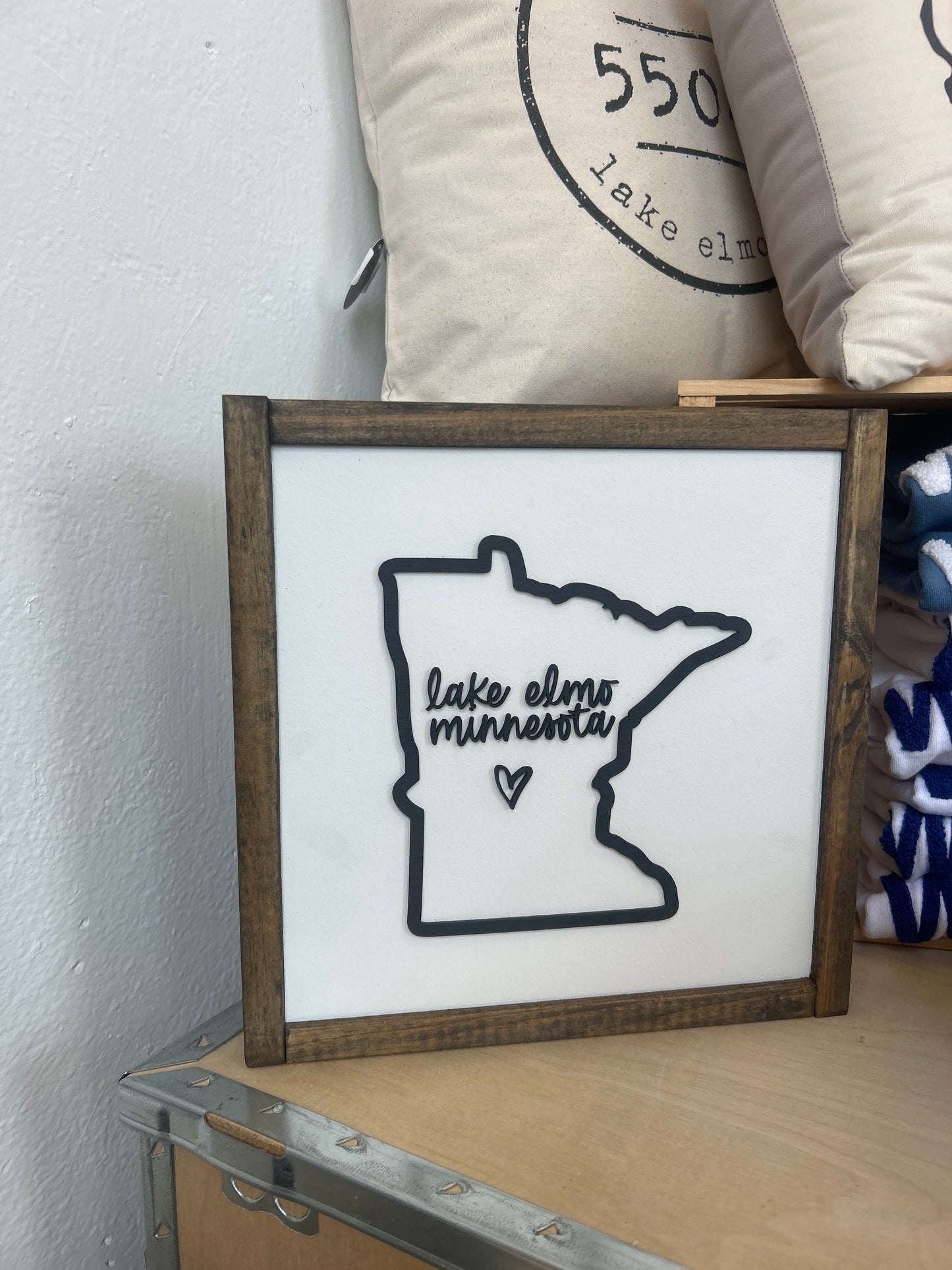 Lake Elmo State Sign