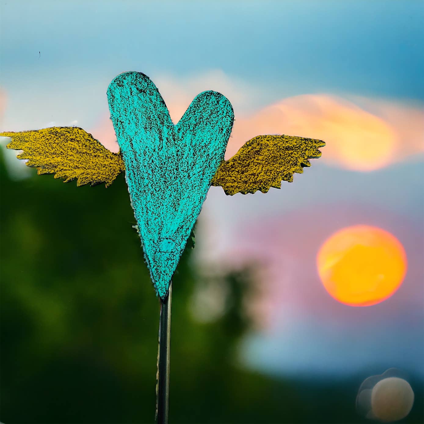 Winged Heart Stake