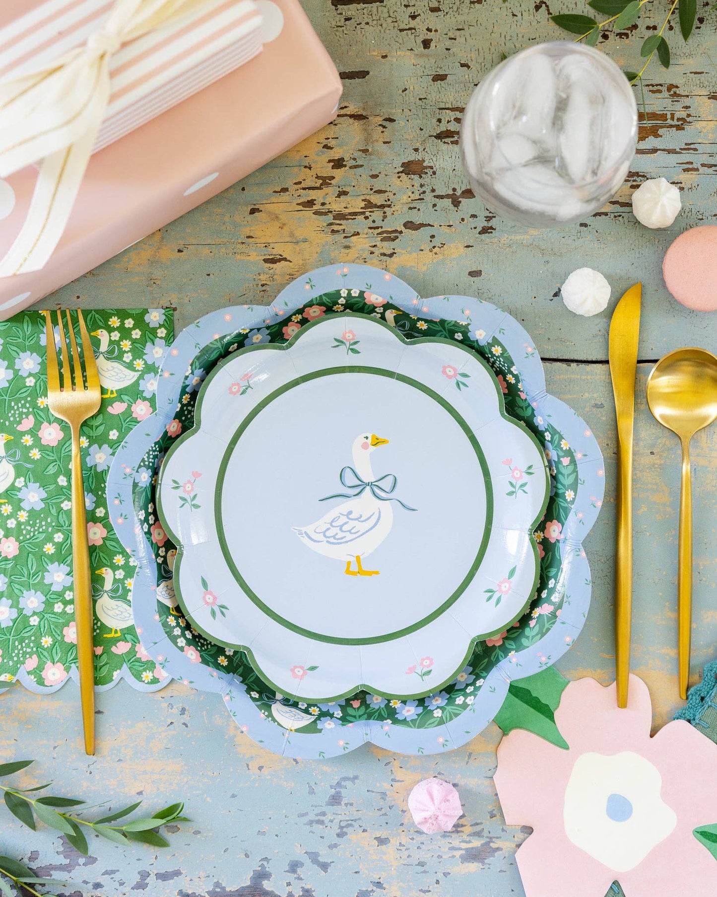 Goose Pattern Plates