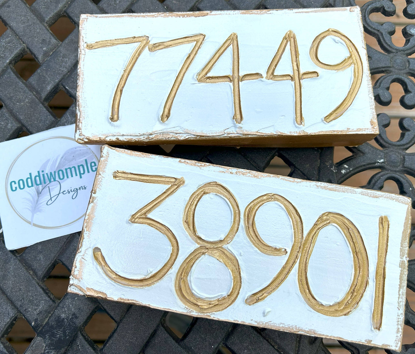 55042 Gold Sign