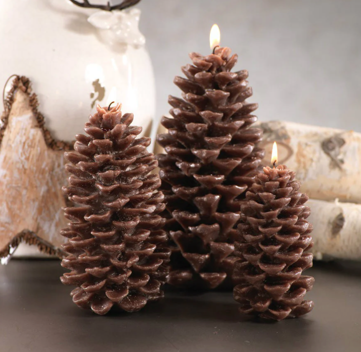 Pinecone Candle (Large)